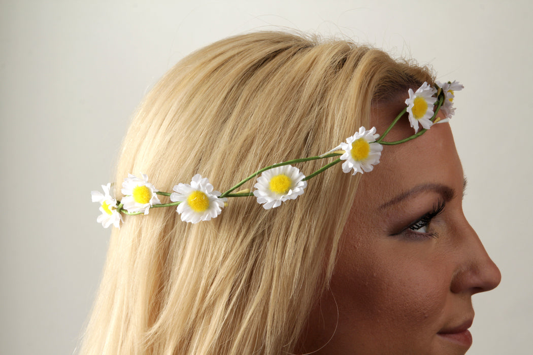 Daisy Headband - White (17cm Diameter, adjustable)