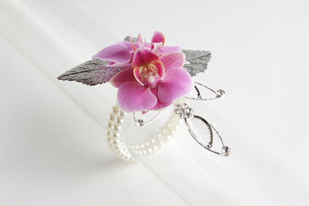 Sweet Pea Corsage Bracelet - Cream (2pcs per pk)